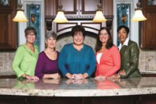 Photo of Debbie Phipps Realty Team Photo of Debbie Phipps Realty Team